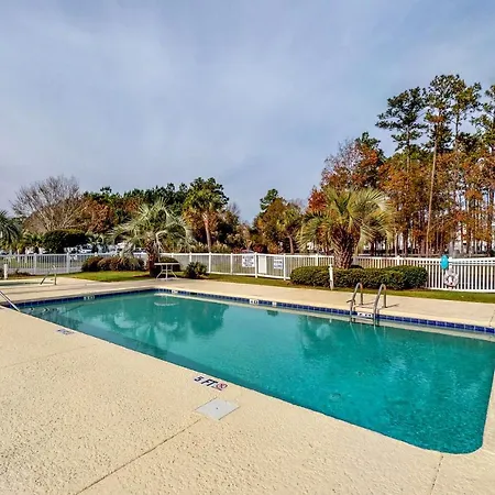Beach Eagle Hotel